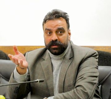 عضو هیئت‌مدیره انجمن انبوه‌سازان گلستان بر لزوم ایجاد درآمدهای پایدار شهری و حمایت از پروژه‌های اجتماعی تأکید کرد