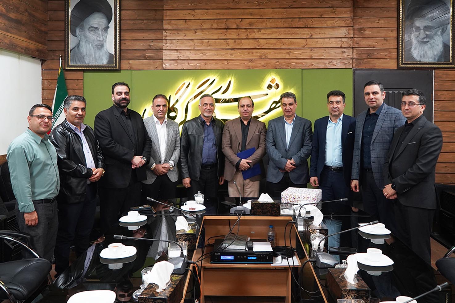 دیدار نوروزی اعضای هیئت مدیره انجمن انبوه‌سازان استان گلستان و شهردار گرگان
